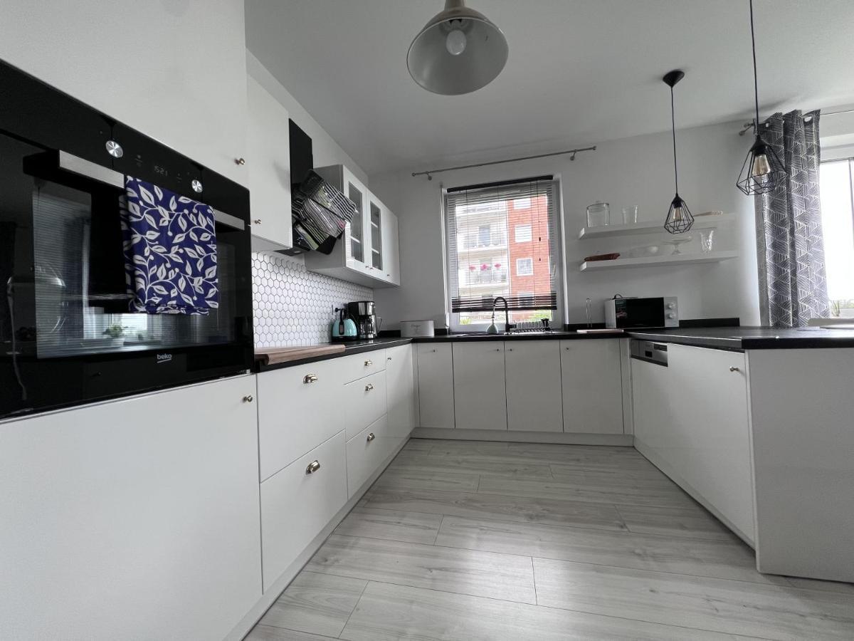 Apartament Z Tarasem Na Osiedlu Rakownica Jelenia Góra Eksteriør bilde